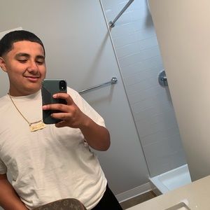 Meet your Posher, Felipe